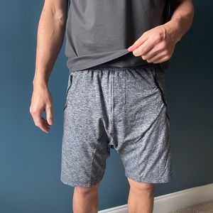 ALO yoga short